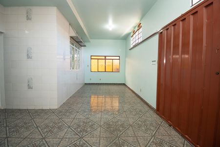 Casa para alugar com 402m², 4 quartos e 3 vagas Casa para alugar com 402m², 4 quartos e 3 vagasGaragem