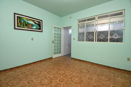 sala de casa para alugar com 4 quartos, 402m² em Vila Cristina, Contagem