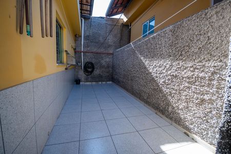 Casa para alugar com 402m², 4 quartos e 3 vagas Casa para alugar com 402m², 4 quartos e 3 vagasVaranda