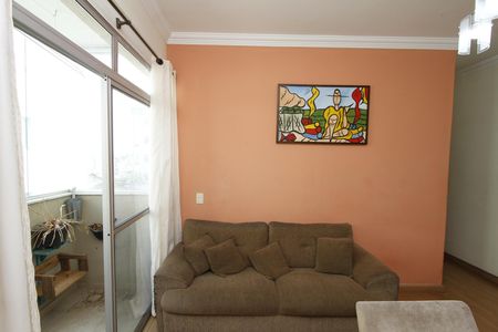 Sala de apartamento à venda com 2 quartos, 116m² em Estrela Dalva, Belo Horizonte