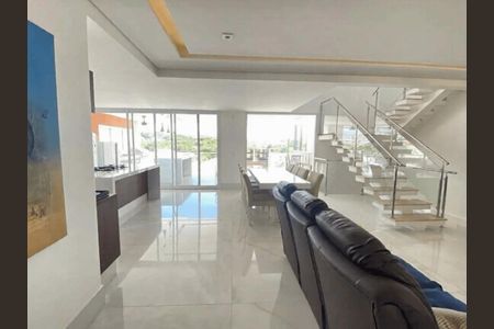 Casa à venda com 4 quartos, 360m² em Swiss Park, Campinas