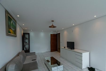 Casa para alugar com 300m², 3 quartos e 2 vagas Casa para alugar com 300m², 3 quartos e 2 vagasSala