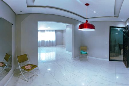 Casa para alugar com 82m², 3 quartos e 2 vagas