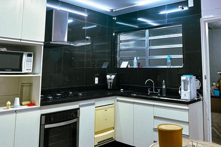 Casa para alugar com 82m², 3 quartos e 2 vagas