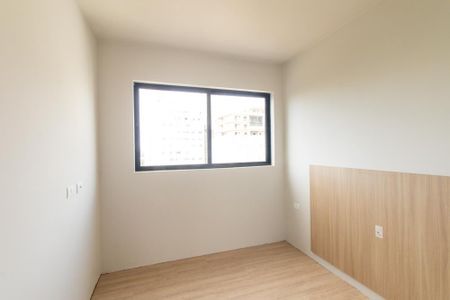 Quarto de kitnet/studio à venda com 1 quarto, 32m² em Água Verde, Curitiba