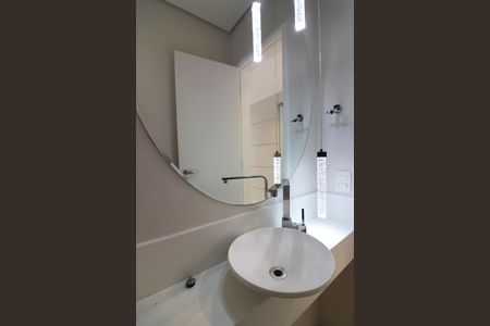 Apartamento para alugar com 250m², 3 quartos e 4 vagasLavabo