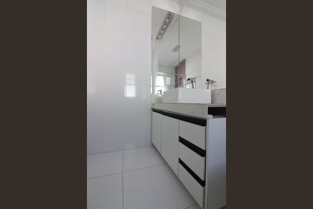 Apartamento para alugar com 250m², 3 quartos e 4 vagasQuarto 2 - Suíte Banheiro 