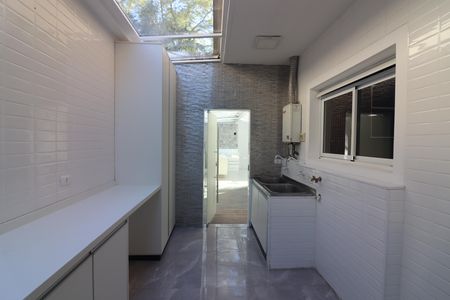 Apartamento para alugar com 250m², 3 quartos e 4 vagasÁrea de Serviço