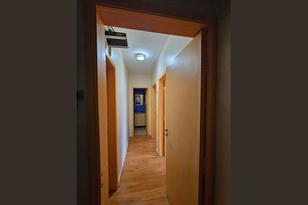 Corredor de apartamento para alugar com 3 quartos, 80m² em Pinheiros, São Paulo