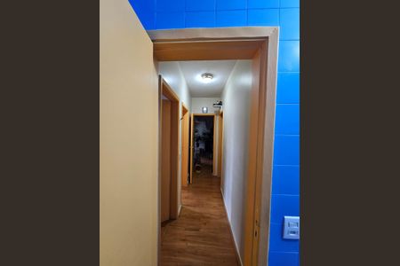 Corredor de apartamento para alugar com 3 quartos, 80m² em Pinheiros, São Paulo