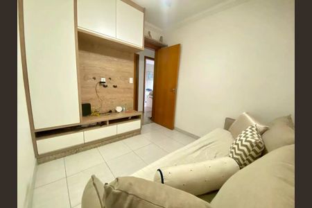 Sala de apartamento para alugar com 3 quartos, 73m² em Itamarati, Belo Horizonte