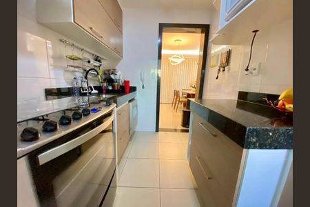 Cozinha de apartamento para alugar com 3 quartos, 73m² em Itamarati, Belo Horizonte
