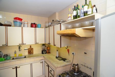 Cozinha de apartamento à venda com 3 quartos, 100m² em Barra da Tijuca, Rio de Janeiro