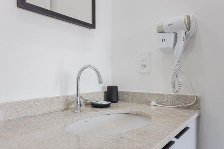 Studio para alugar com 28m², 1 quarto e sem vagaBanheiro