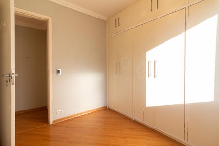 Apartamento à venda com 82m², 3 quartos e 2 vagasQuarto 2