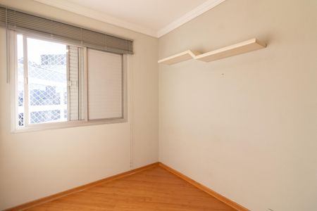 Apartamento à venda com 82m², 3 quartos e 2 vagasQuarto 2