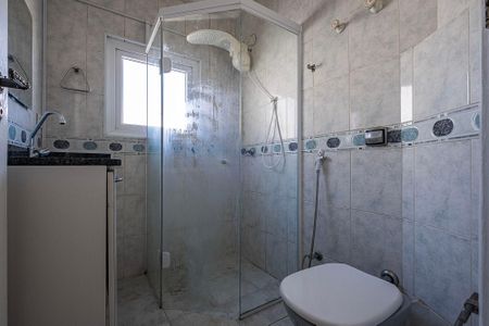 Banheiro de apartamento para alugar com 1 quarto, 40m² em Cerqueira César, São Paulo