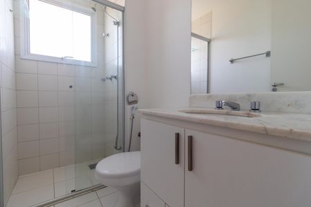 Apartamento para alugar com 108m², 3 quartos e 2 vagas Apartamento para alugar com 108m², 3 quartos e 2 vagasBanheiro da Suíte 01