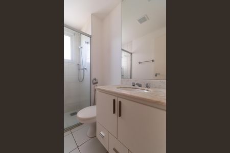 Apartamento para alugar com 108m², 3 quartos e 2 vagas Apartamento para alugar com 108m², 3 quartos e 2 vagasBanheiro da Suíte 02