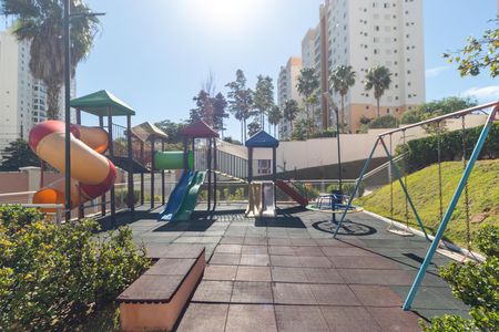 Apartamento para alugar com 108m², 3 quartos e 2 vagas Apartamento para alugar com 108m², 3 quartos e 2 vagasÁrea comum - Playground