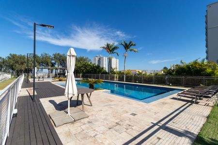 Apartamento para alugar com 108m², 3 quartos e 2 vagas Apartamento para alugar com 108m², 3 quartos e 2 vagasÁrea comum - Piscina