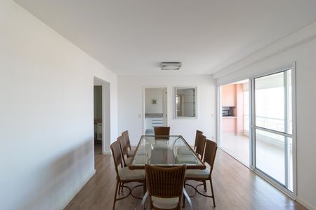 Apartamento para alugar com 108m², 3 quartos e 2 vagas Apartamento para alugar com 108m², 3 quartos e 2 vagasSalas