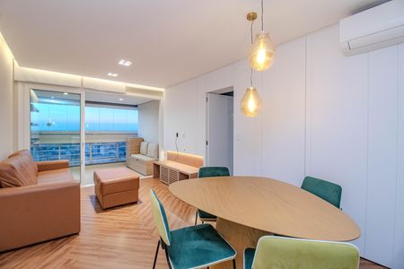 Sala de apartamento à venda com 2 quartos, 78m² em Independência, Porto Alegre