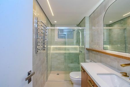 Apartamento à venda com 78m², 2 quartos e 1 vaga Apartamento à venda com 78m², 2 quartos e 1 vagaBanheiro