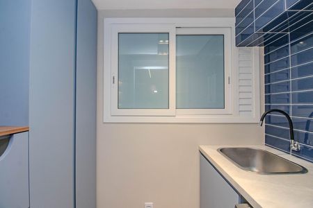 Cozinha e Área de Serviço de apartamento para alugar com 2 quartos, 78m² em Independência, Porto Alegre