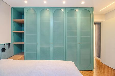 Quarto 2 de apartamento para alugar com 2 quartos, 78m² em Independência, Porto Alegre