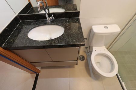Apartamento para alugar com 82m², 2 quartos e 2 vagas Apartamento para alugar com 82m², 2 quartos e 2 vagasBanheiro social