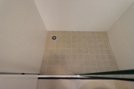 Apartamento para alugar com 82m², 2 quartos e 2 vagas Apartamento para alugar com 82m², 2 quartos e 2 vagasBanheiro social