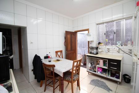 Cozinha de casa à venda com 4 quartos, 150m² em Jardim Paraventi, Guarulhos