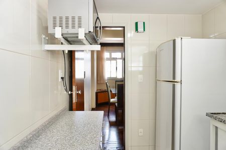 Cozinha de apartamento para alugar com 2 quartos, 85m² em Anchieta, Belo Horizonte