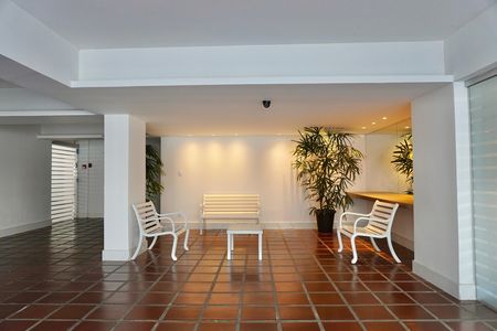 Apartamento para alugar com 85m², 2 quartos e 2 vagas Apartamento para alugar com 85m², 2 quartos e 2 vagasHall de entrada