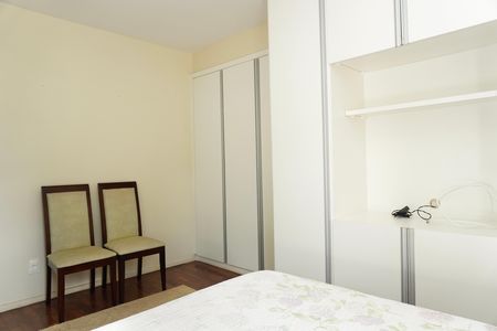 Quarto 2 de apartamento para alugar com 2 quartos, 85m² em Anchieta, Belo Horizonte