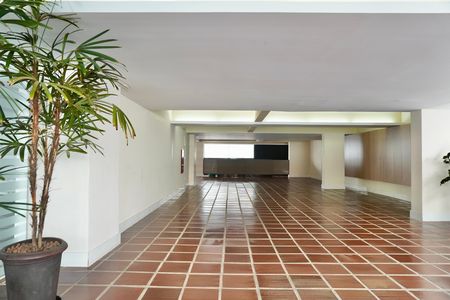 Apartamento para alugar com 85m², 2 quartos e 2 vagas Apartamento para alugar com 85m², 2 quartos e 2 vagasÁrea comum - Salão de festas
