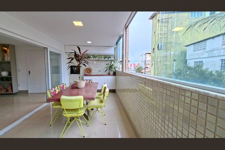 Casa para alugar com 140m², 4 quartos e 1 vagaSala 