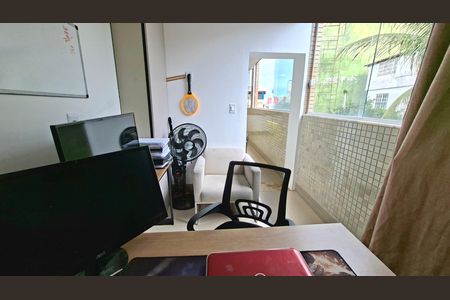 Escritório  de casa para alugar com 4 quartos, 140m² em Brotas, Salvador