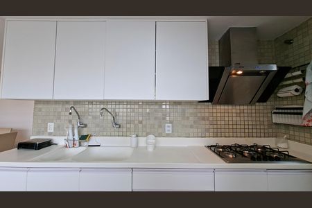 Cozinha  de casa para alugar com 4 quartos, 140m² em Brotas, Salvador
