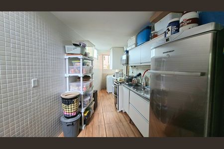 Cozinha e Área de Serviço de casa para alugar com 4 quartos, 140m² em Brotas, Salvador