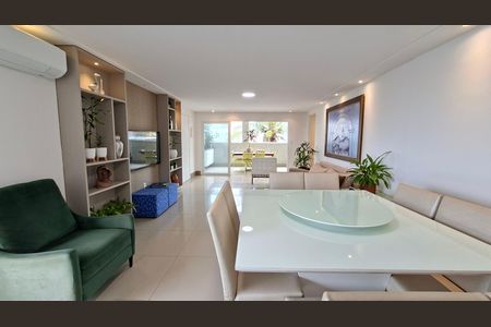 Sala  de casa para alugar com 4 quartos, 140m² em Brotas, Salvador