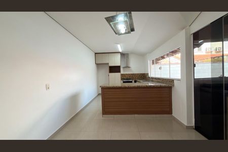 Casa de Condomínio à venda com 4 quartos, 156m² em Jardim Shangai, Jundiaí