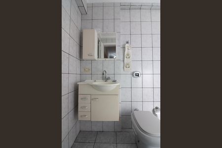 Banheiro Social de apartamento para alugar com 2 quartos, 115m² em Baeta Neves, São Bernardo do Campo