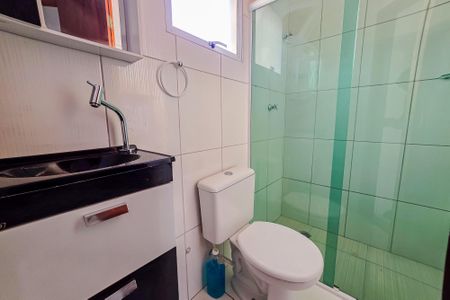 Banheiro social de apartamento à venda com 2 quartos, 100m² em Parque Novo Oratório, Santo André
