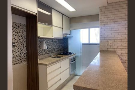 Apartamento à venda com 3 quartos, 75m² em Vila Canero, São Paulo