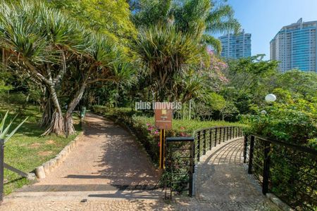 Apartamento para alugar com 3 quartos, 161m² em Jardim Morumbi, São Paulo