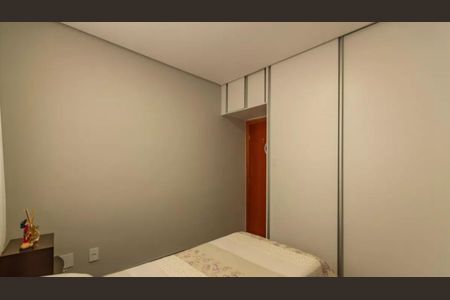 Foto 04 de apartamento à venda com 3 quartos, 98m² em Castelo, Belo Horizonte