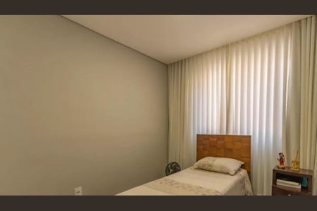 Foto 03 de apartamento à venda com 3 quartos, 98m² em Castelo, Belo Horizonte
