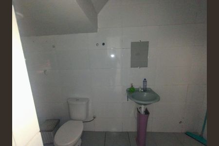 Casa à venda com 5 quartos, 185m² em Vila Bancaria Munhoz, São Paulo